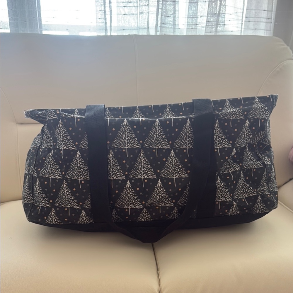 Thirty-One large Christmas tote